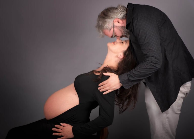 Maternity photos - Boldly Her Photography