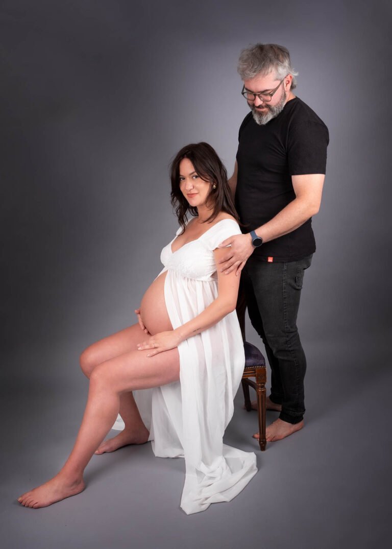 Maternity photos - Boldly Her Photography