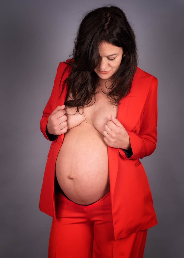 Maternity photos - Boldly Her Photography
